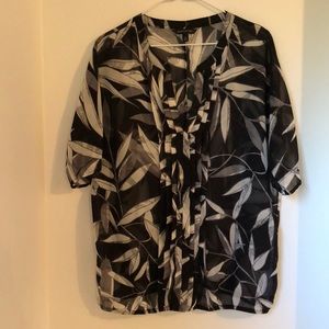 Banana Republic Leaf Patterned Top